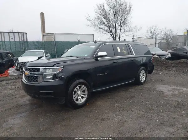 1GNSKHKC9KR283769 2019 CHEVROLET SUBURBAN - Image 2