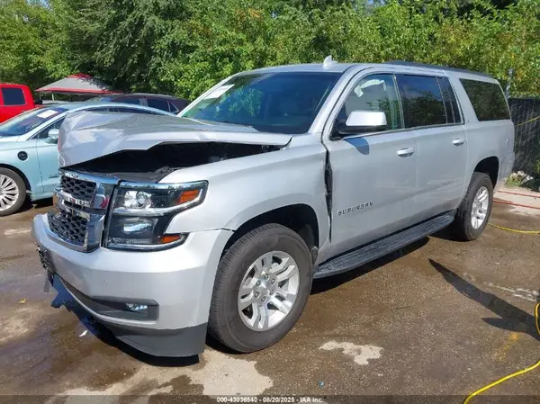 1GNSKHKC9KR285506 2019 CHEVROLET SUBURBAN - Image 2