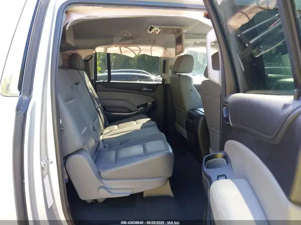 1GNSKHKC9KR285506 2019 CHEVROLET SUBURBAN - Image 8