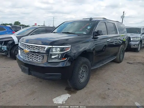 1GNSKHKC9KR328886 2019 CHEVROLET SUBURBAN - Image 2