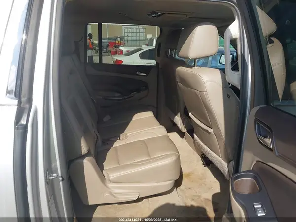 1GNSKHKC9KR353626 2019 CHEVROLET SUBURBAN - Image 8