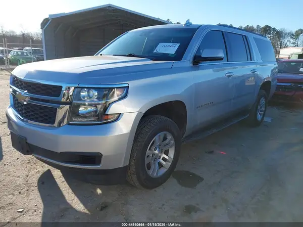 1GNSKHKC9KR394273 2019 CHEVROLET SUBURBAN - Image 2