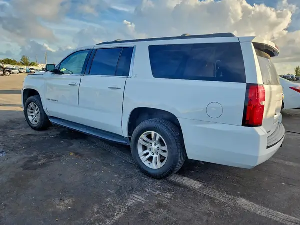 1GNSKHKC9LR107922 2020 CHEVROLET SUBURBAN - Image 2