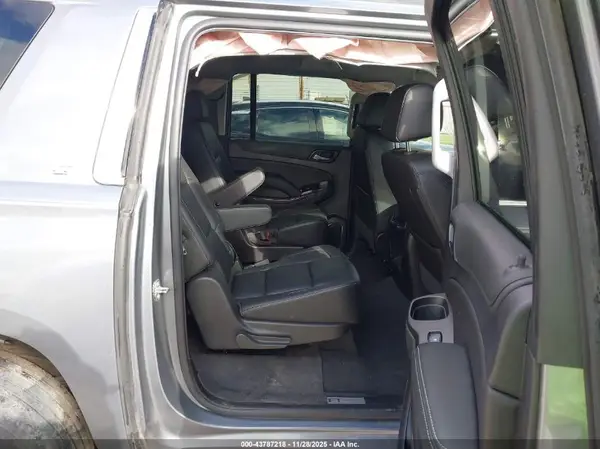 1GNSKHKC9LR128432 2020 CHEVROLET SUBURBAN - Image 8