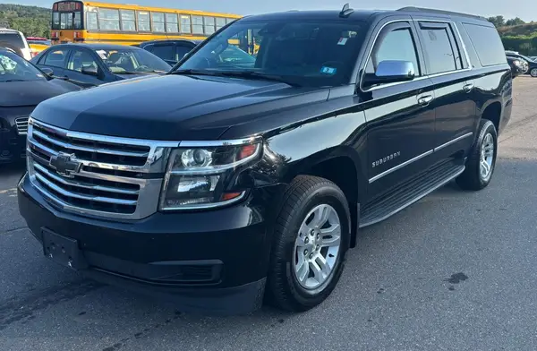 1GNSKHKC9LR226263 2020 CHEVROLET SUBURBAN - Image 2