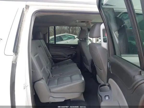 1GNSKHKC9LR259036 2020 CHEVROLET SUBURBAN - Image 8