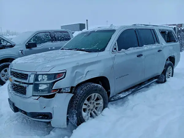 1GNSKHKCXGR200387 2016 CHEVROLET SUBURBAN - Image 1