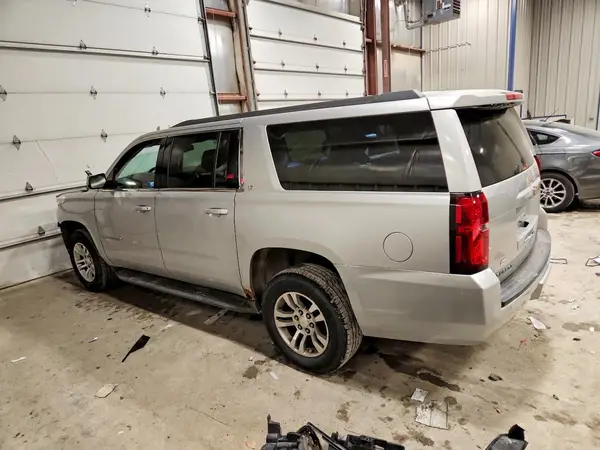 1GNSKHKCXGR208134 2016 CHEVROLET SUBURBAN - Image 2