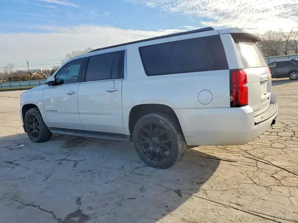 1GNSKHKCXGR214323 2016 CHEVROLET SUBURBAN - Image 2