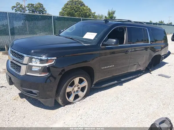 1GNSKHKCXGR266261 2016 CHEVROLET SUBURBAN - Image 2