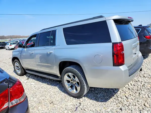 1GNSKHKCXGR287577 2016 CHEVROLET SUBURBAN - Image 2