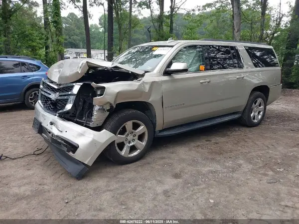 1GNSKHKCXGR399909 2016 CHEVROLET SUBURBAN - Image 2