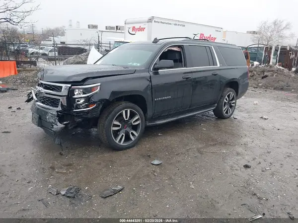 1GNSKHKCXGR402713 2016 CHEVROLET SUBURBAN - Image 2