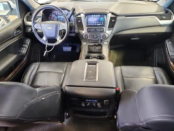 1GNSKHKCXHR122503 2017 CHEVROLET SUBURBAN - Image 8