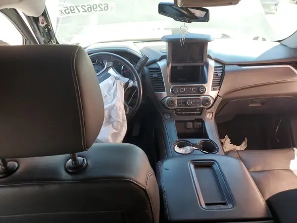 1GNSKHKCXHR158840 2017 CHEVROLET SUBURBAN - Image 8