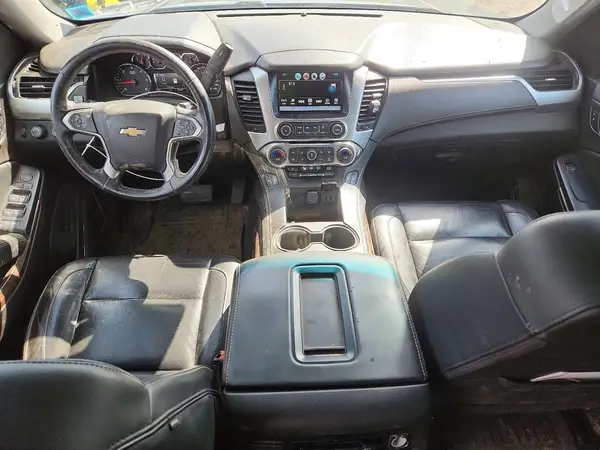 1GNSKHKCXHR181521 2017 CHEVROLET SUBURBAN - Image 8