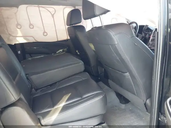 1GNSKHKCXHR223461 2017 CHEVROLET SUBURBAN - Image 8
