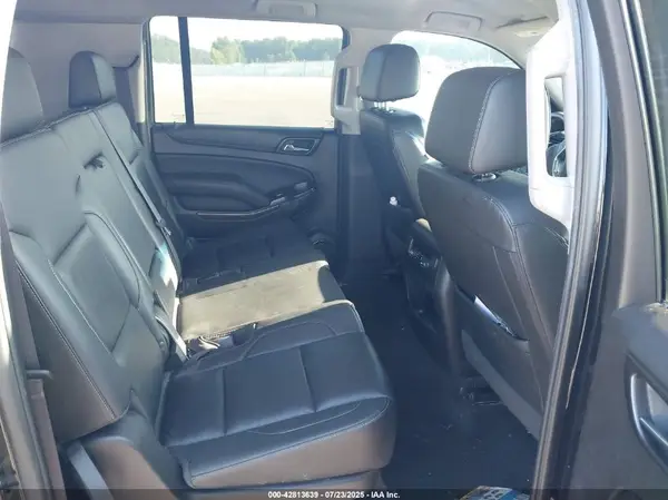 1GNSKHKCXHR263491 2017 CHEVROLET SUBURBAN - Image 8