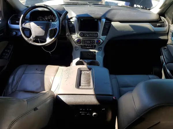 1GNSKHKCXHR272286 2017 CHEVROLET SUBURBAN - Image 8