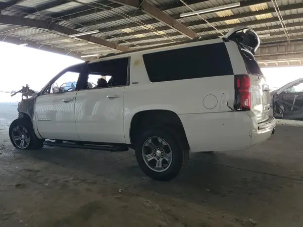 1GNSKHKCXHR286253 2017 CHEVROLET SUBURBAN - Image 2