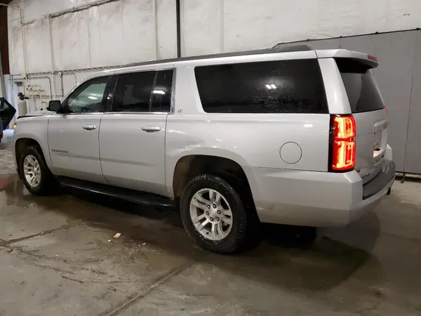 1GNSKHKCXHR287693 2017 CHEVROLET SUBURBAN - Image 2