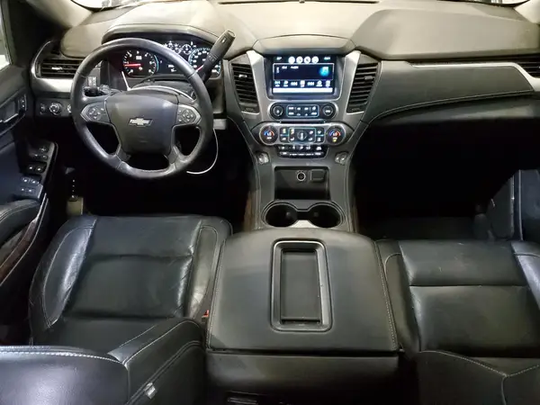1GNSKHKCXHR287693 2017 CHEVROLET SUBURBAN - Image 8