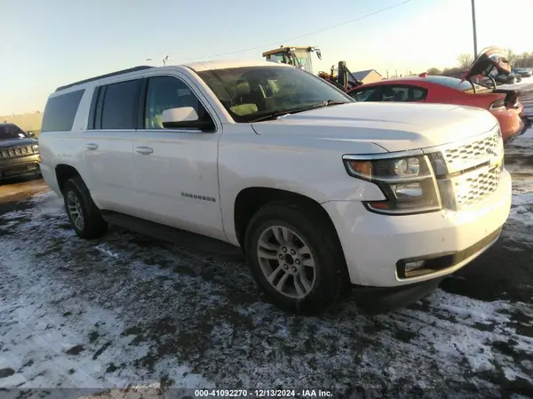 1GNSKHKCXHR301558 2017 CHEVROLET SUBURBAN - Image 1