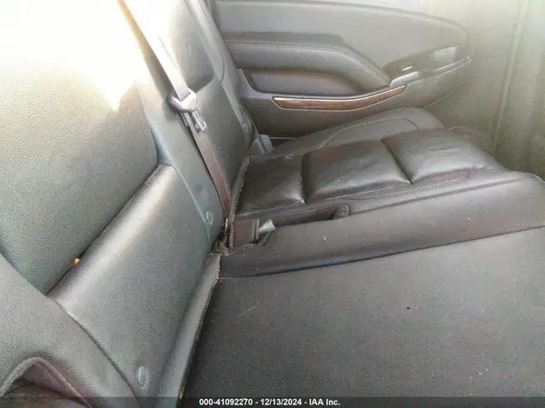 1GNSKHKCXHR301558 2017 CHEVROLET SUBURBAN - Image 8
