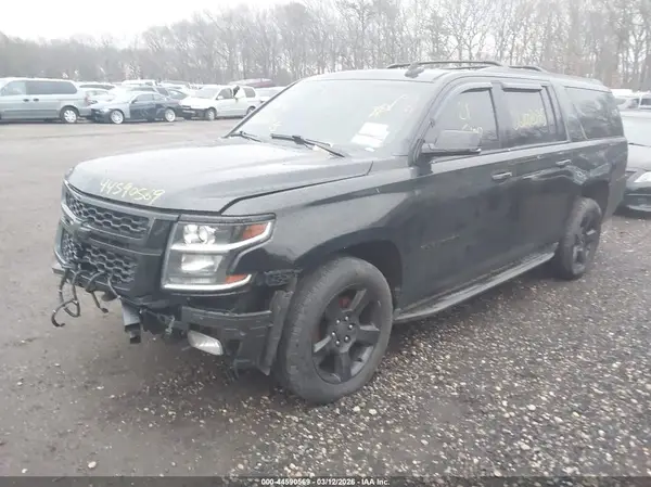 1GNSKHKCXHR321616 2017 CHEVROLET SUBURBAN - Image 2