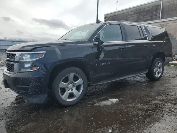 1GNSKHKCXHR364661 2017 CHEVROLET SUBURBAN - Image 1