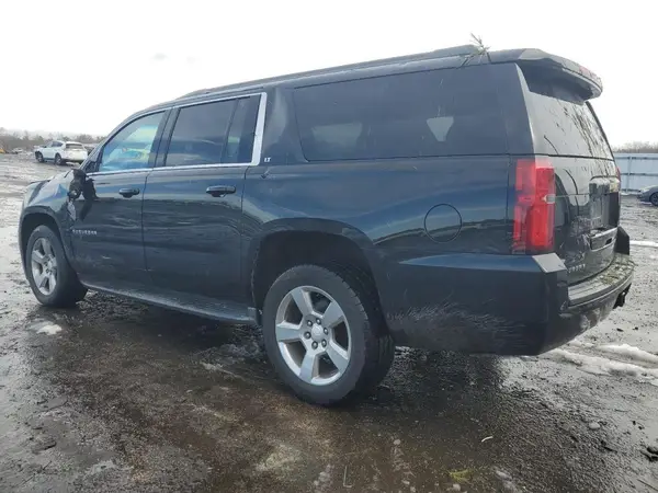 1GNSKHKCXHR364661 2017 CHEVROLET SUBURBAN - Image 2