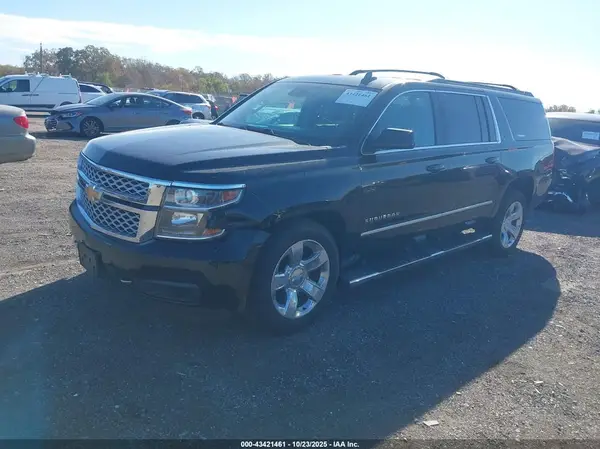 1GNSKHKCXHR369343 2017 CHEVROLET SUBURBAN - Image 2