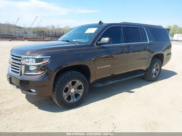 1GNSKHKCXJR142417 2018 CHEVROLET SUBURBAN - Image 2