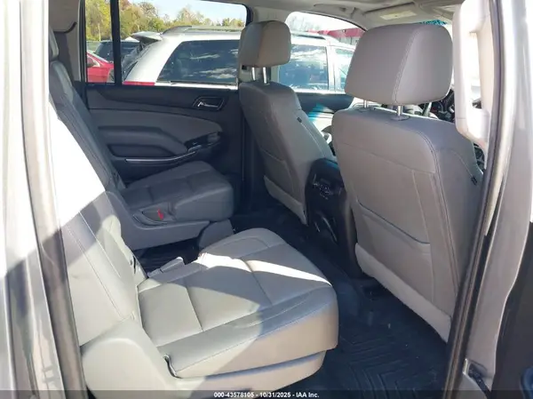 1GNSKHKCXKR132620 2019 CHEVROLET SUBURBAN - Image 8