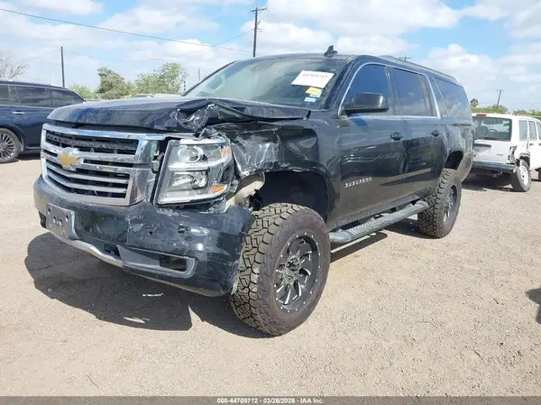 1GNSKHKCXKR163978 2019 CHEVROLET SUBURBAN - Image 2