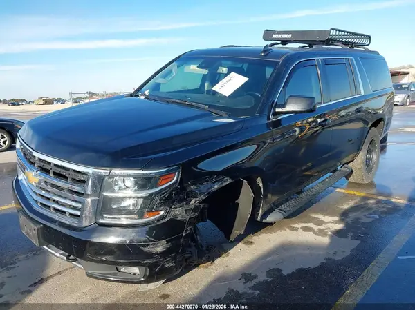 1GNSKHKCXKR178822 2019 CHEVROLET SUBURBAN - Image 2