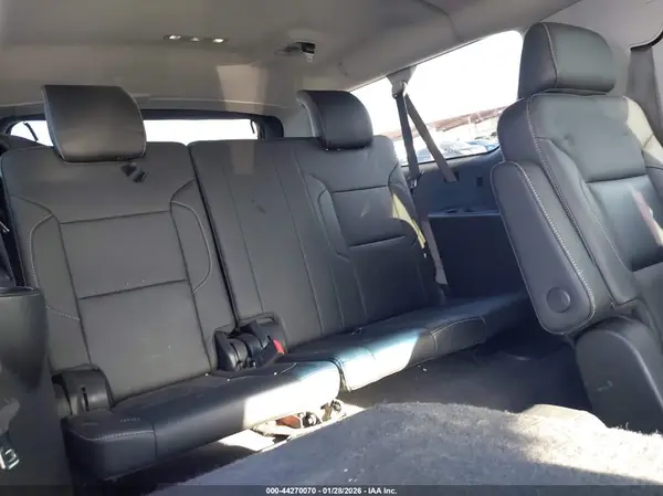 1GNSKHKCXKR178822 2019 CHEVROLET SUBURBAN - Image 8