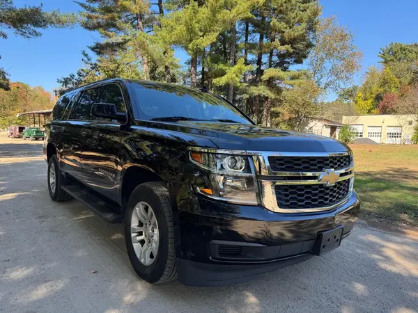 1GNSKHKCXKR274823 2019 CHEVROLET SUBURBAN - Image 1