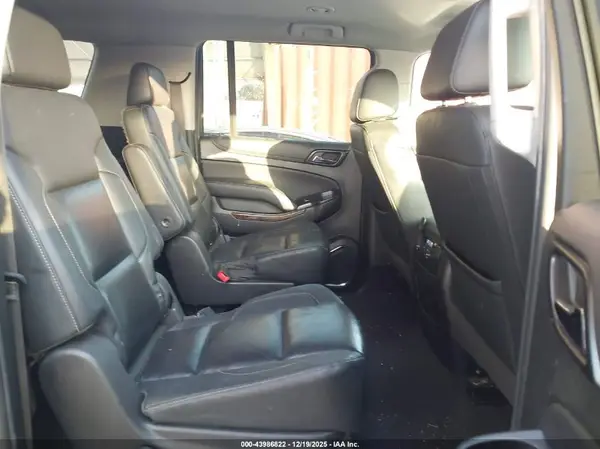 1GNSKHKCXKR293985 2019 CHEVROLET SUBURBAN - Image 8