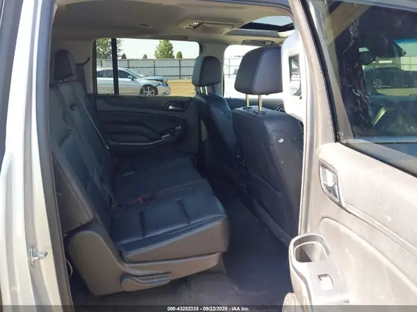 1GNSKHKCXKR314415 2019 CHEVROLET SUBURBAN - Image 8