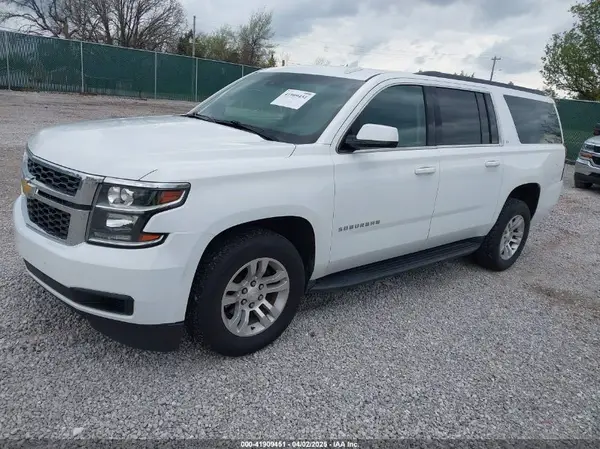 1GNSKHKCXKR369575 2019 CHEVROLET SUBURBAN - Image 2