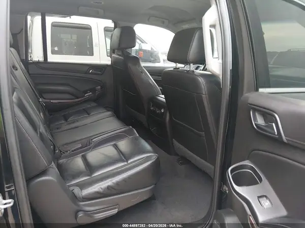 1GNSKHKCXKR394685 2019 CHEVROLET SUBURBAN - Image 8