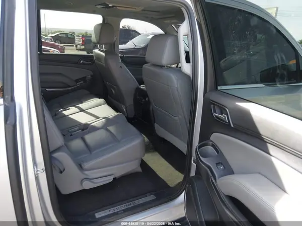 1GNSKHKCXLR257277 2020 CHEVROLET SUBURBAN - Image 8