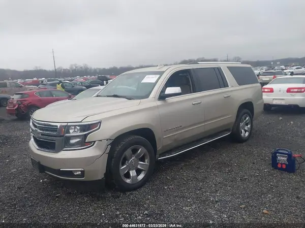 1GNSKJKC0GR238847 2016 CHEVROLET SUBURBAN - Image 2