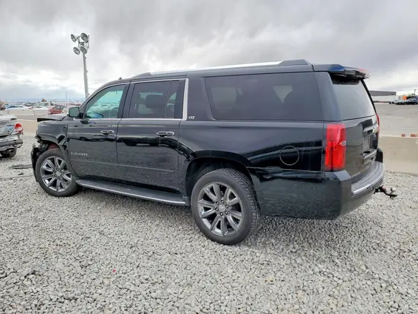 1GNSKJKC0GR329200 2016 CHEVROLET SUBURBAN - Image 2