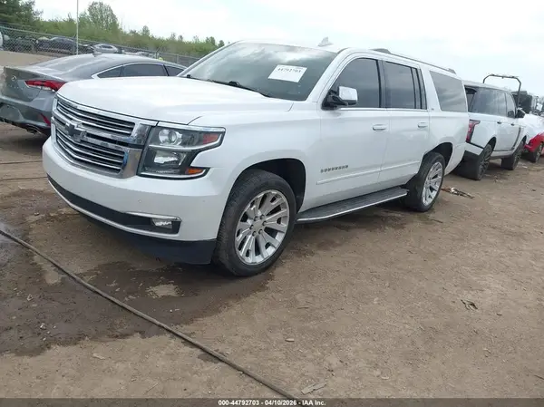 1GNSKJKC0GR331741 2016 CHEVROLET SUBURBAN - Image 2