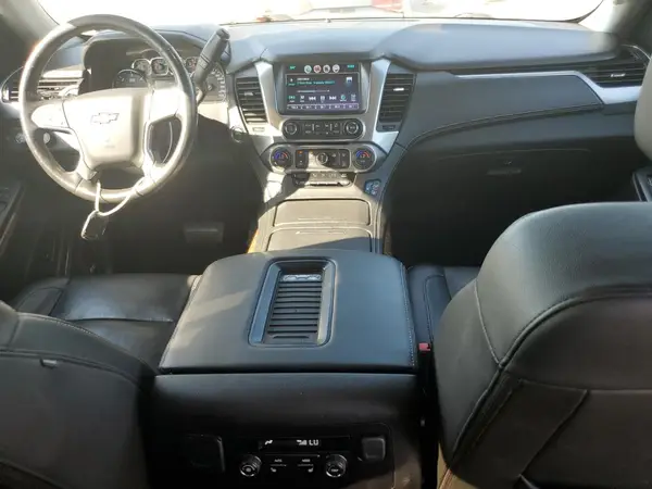 1GNSKJKC0HR116068 2017 CHEVROLET SUBURBAN - Image 8