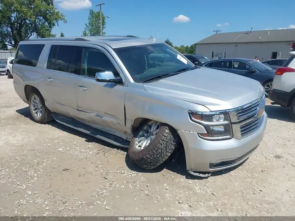 1GNSKJKC0HR145019 2017 CHEVROLET SUBURBAN - Image 1