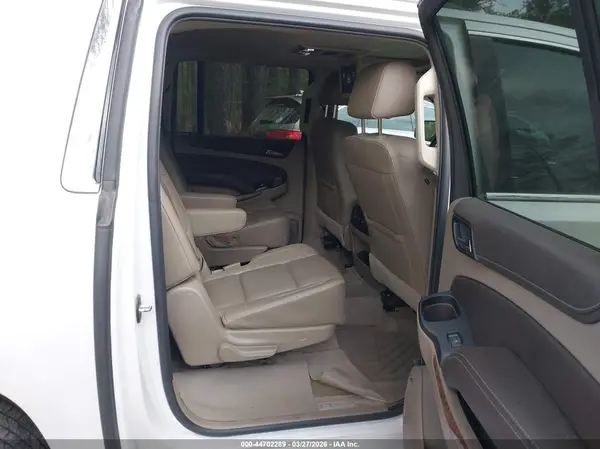 1GNSKJKC0HR166985 2017 CHEVROLET SUBURBAN - Image 8