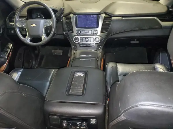 1GNSKJKC0HR202609 2017 CHEVROLET SUBURBAN - Image 8